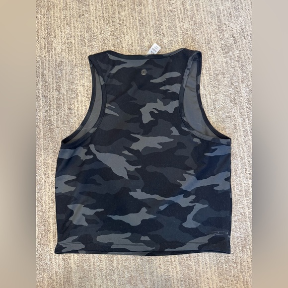 Women’s High Neck High-neck Workout Tank Top Bundle - Size M - Picture 9 of 9